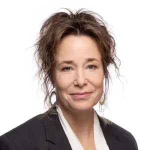 x1000w-Magnhild-Owman-300x300